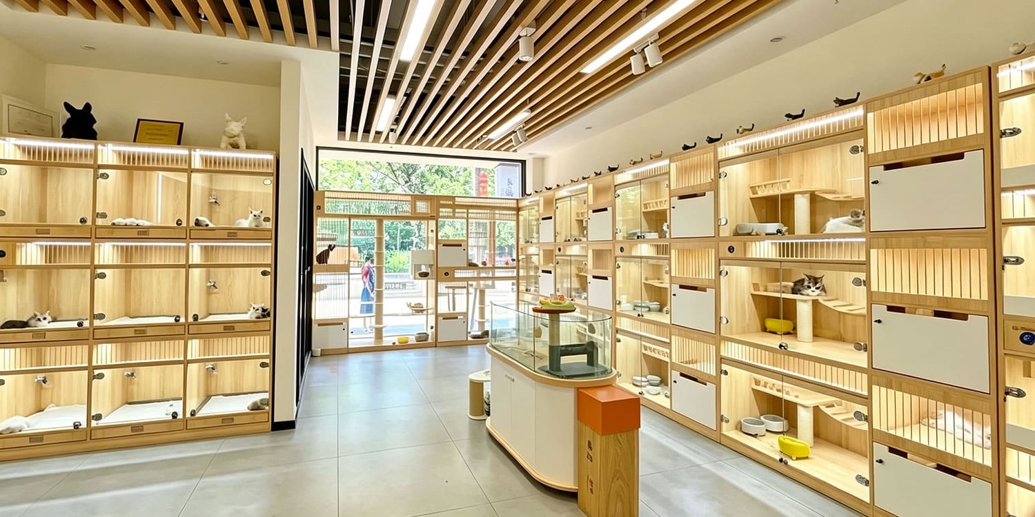 Custom Pet House Display Cabinet with UV Sterilization for Pet Shops - Miland Showcase Custom Pet House Display Cabinet with UV Sterilization for Pet Shops - Miland Showcase